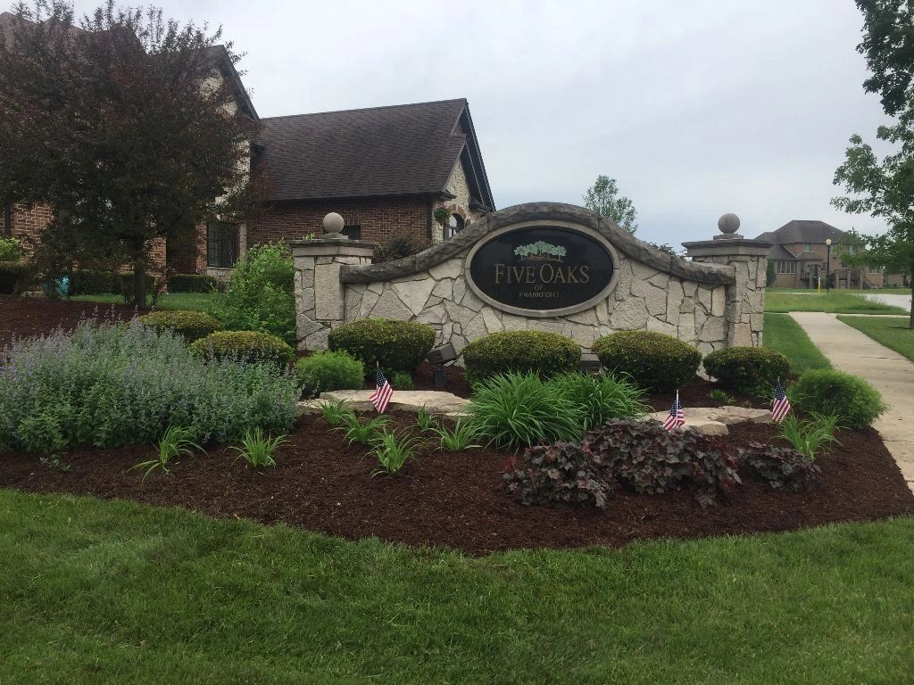 FIVE OAKS FRANKFORT